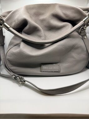 Marc Jacobs Pebbled Leather Shoulder Hobo in Light Gray